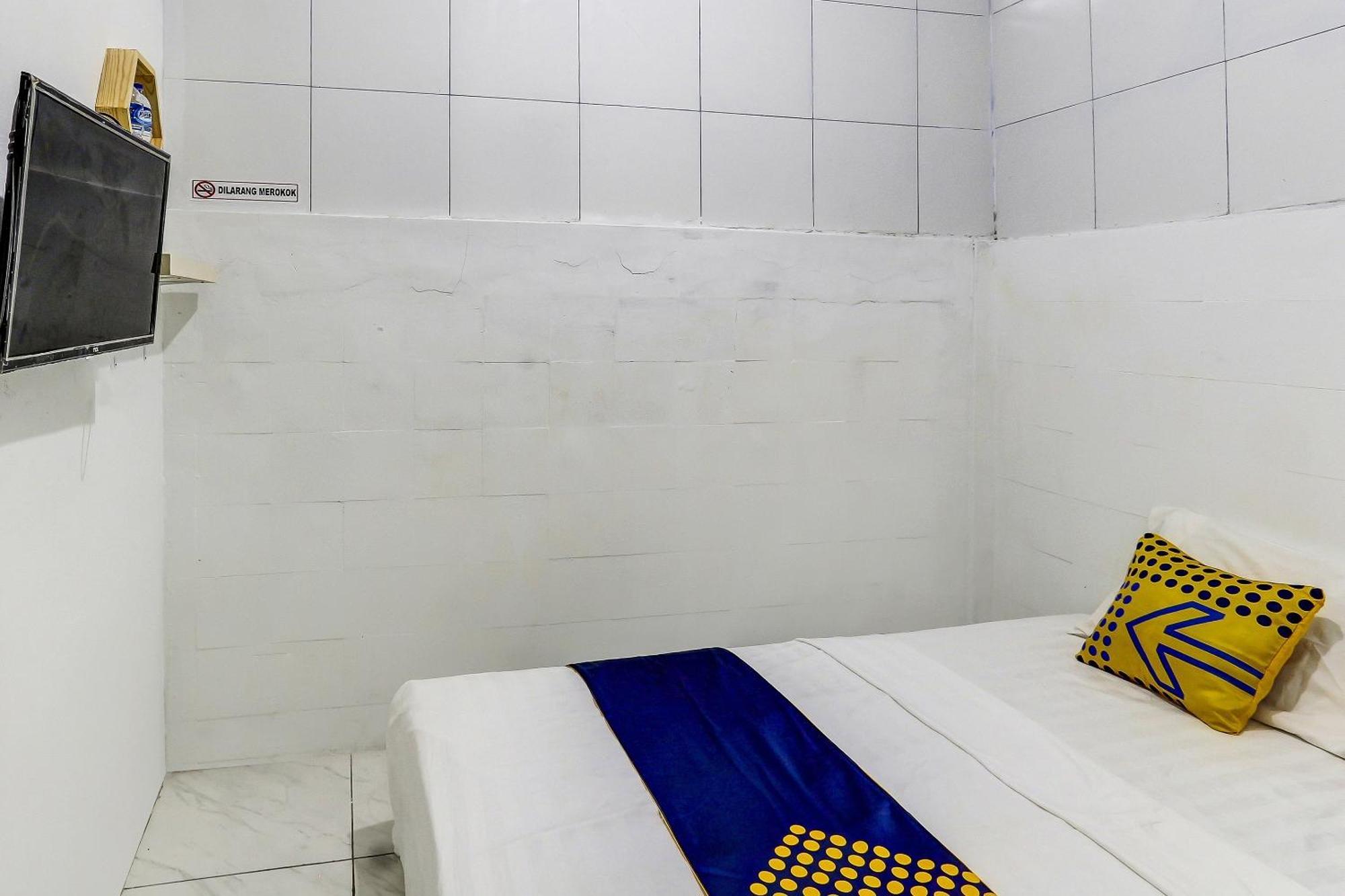 Spot On 90780 Gang Tengah Homestay Syariah スマラン エクステリア 写真
