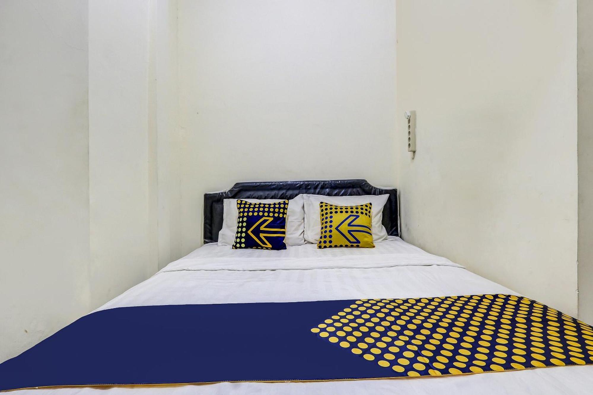 Spot On 90780 Gang Tengah Homestay Syariah スマラン エクステリア 写真