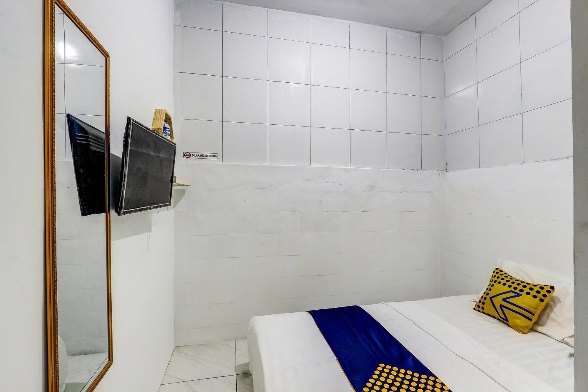 Spot On 90780 Gang Tengah Homestay Syariah スマラン エクステリア 写真